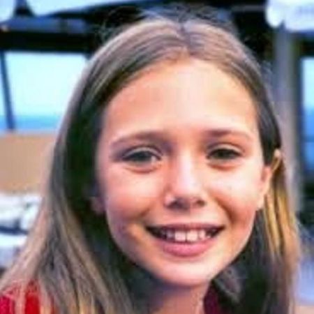 Young Elizabeth Olsen smiling